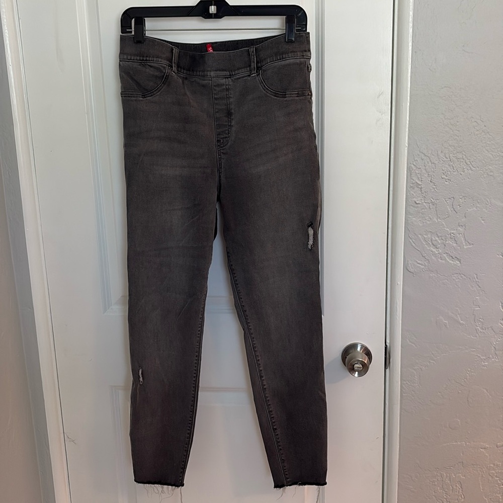 Spanx Gray  Skinny Jeans Raw Hem Stretch Comfort Sz. XL